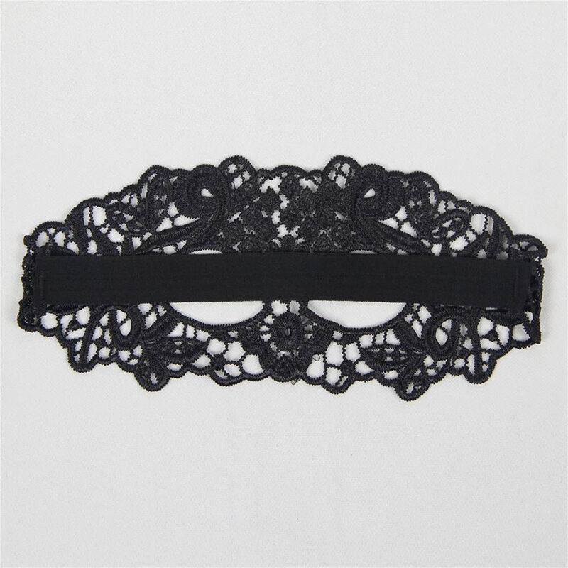 Queen Lingerie - Schwarze Spitzenmaske